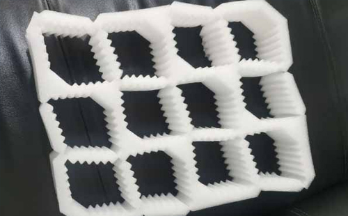 西宁苹果内衬防震设计与材料选择指南